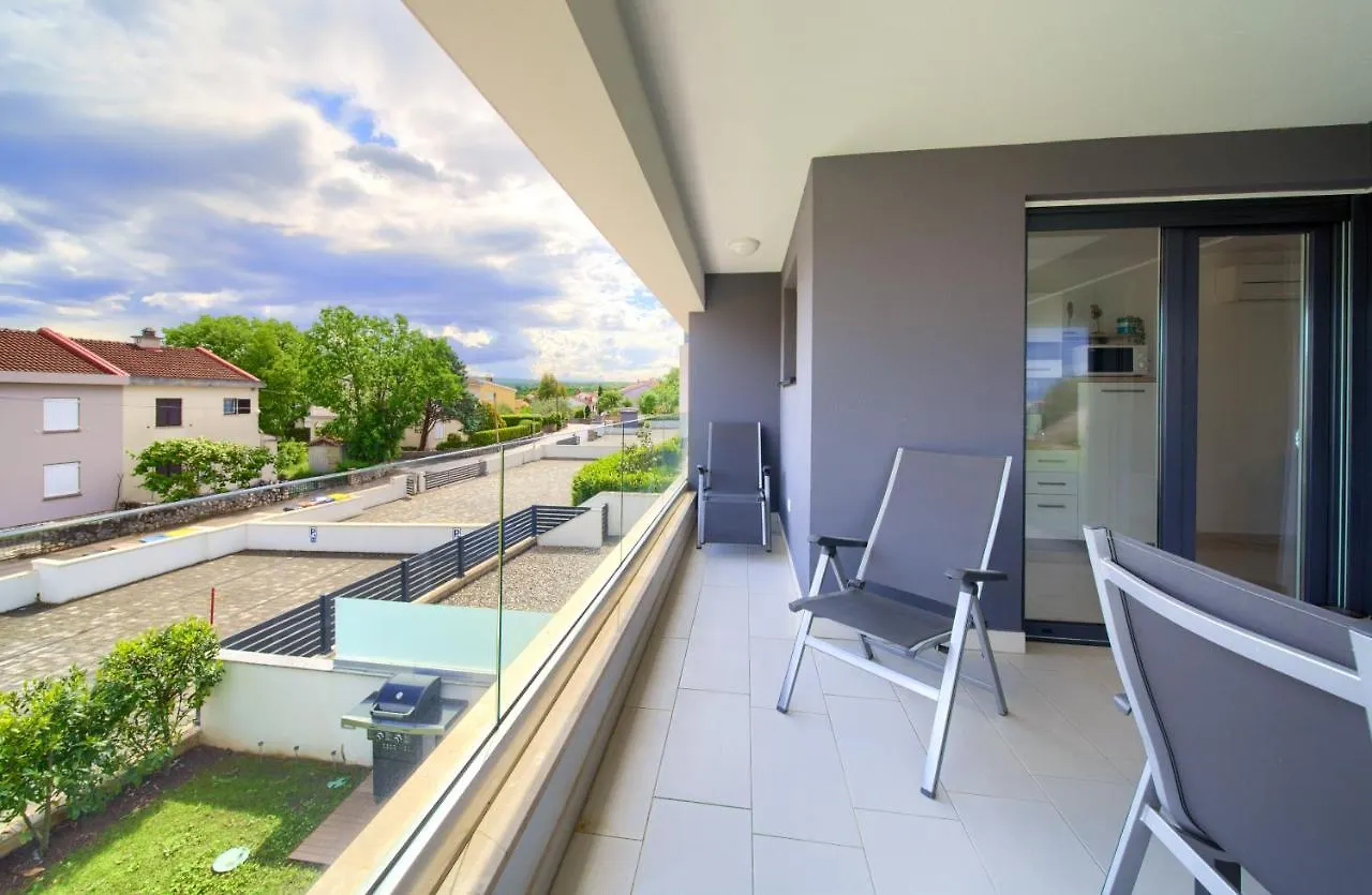 Dodo Apartments Vantacici
