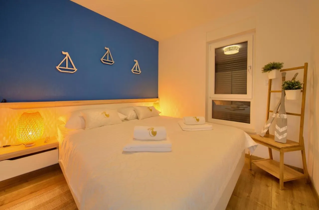 Dodo Apartments Vantacici
