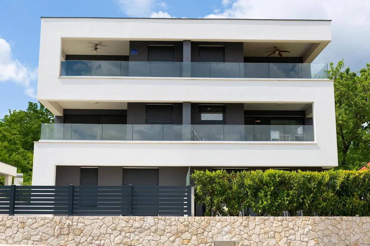 Dodo Apartments Vantacici