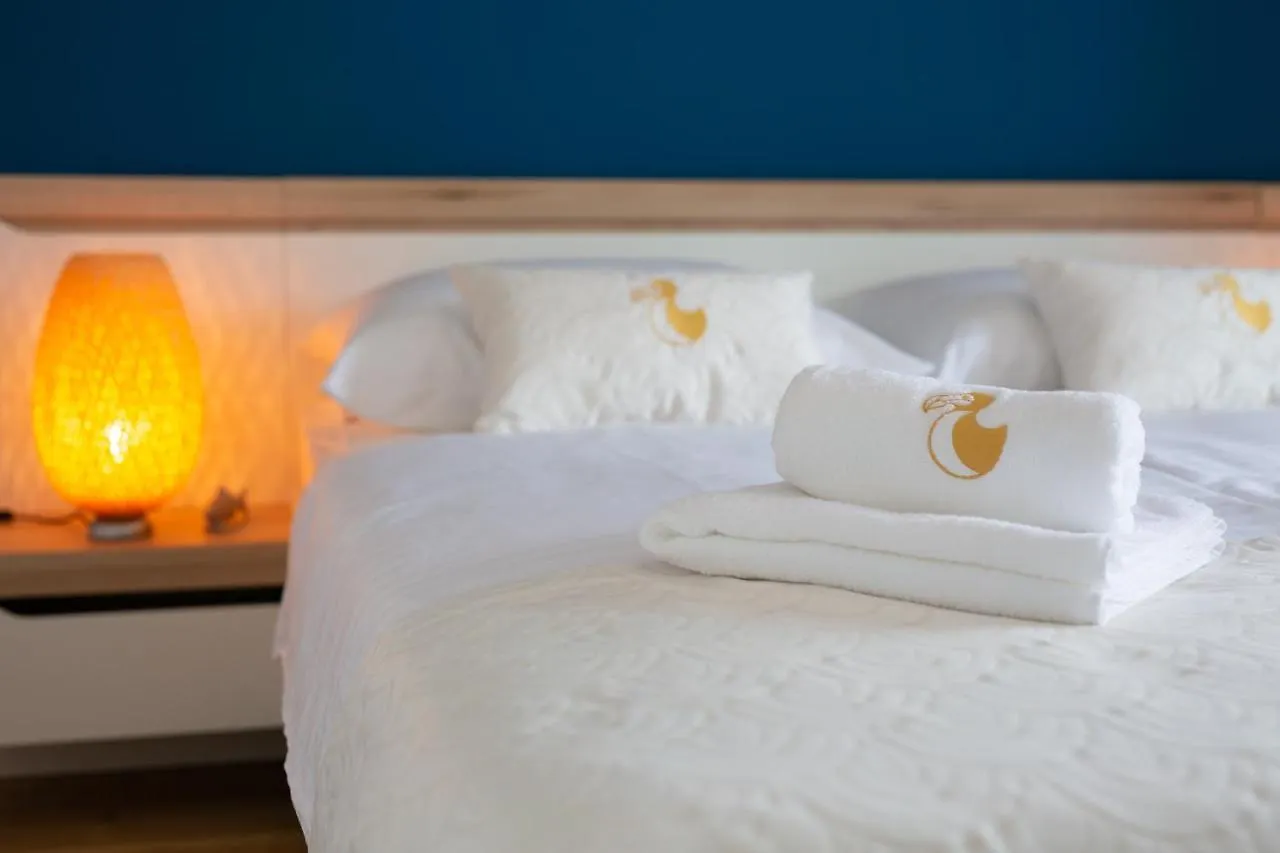 Dodo Apartments Vantacici 0*,  Croatia